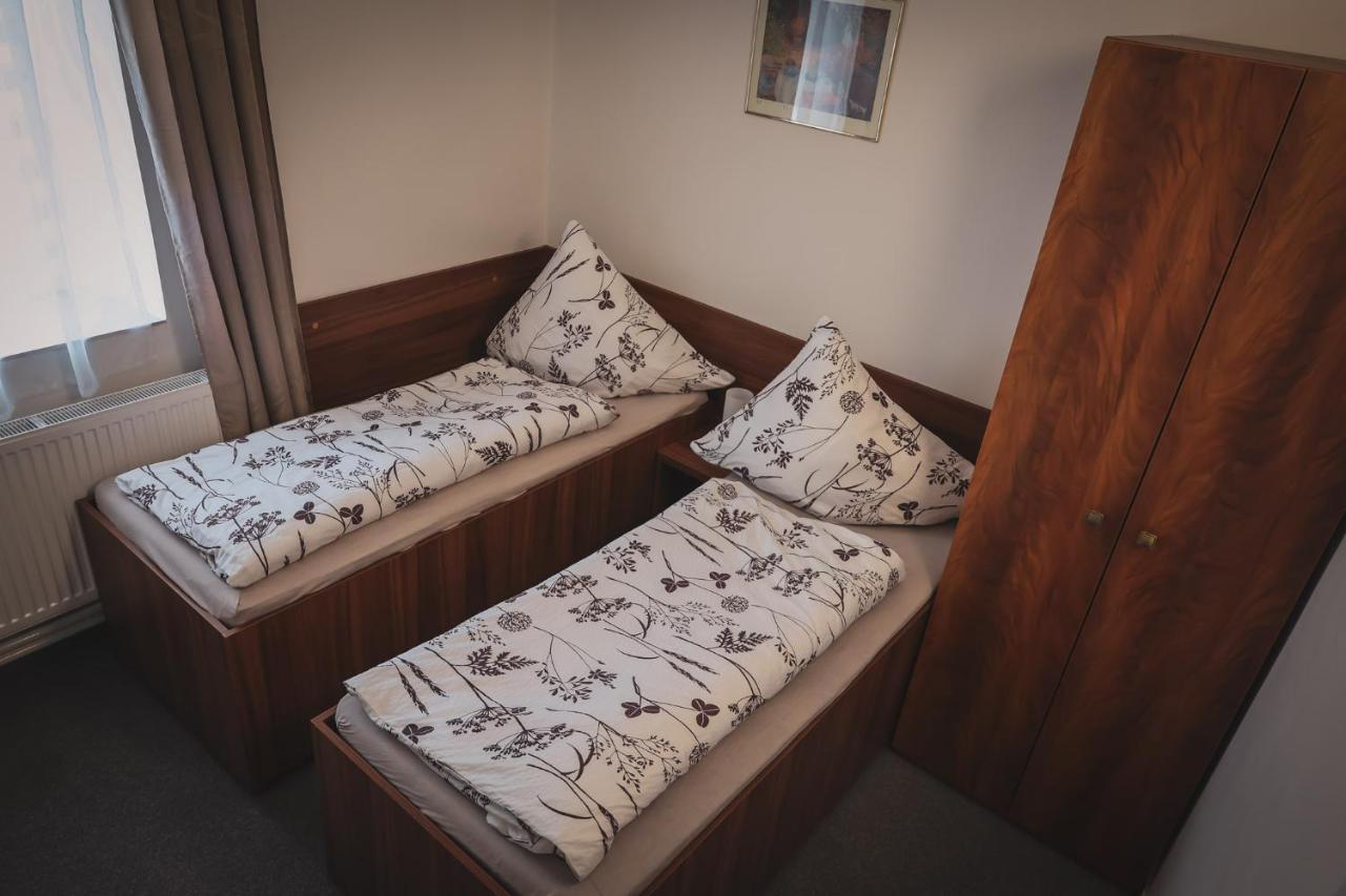 Hotel Apartment Faraon Rumburk Buitenkant foto