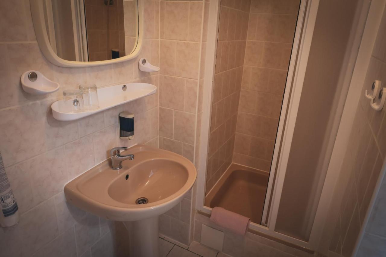 Hotel Apartment Faraon Rumburk Buitenkant foto